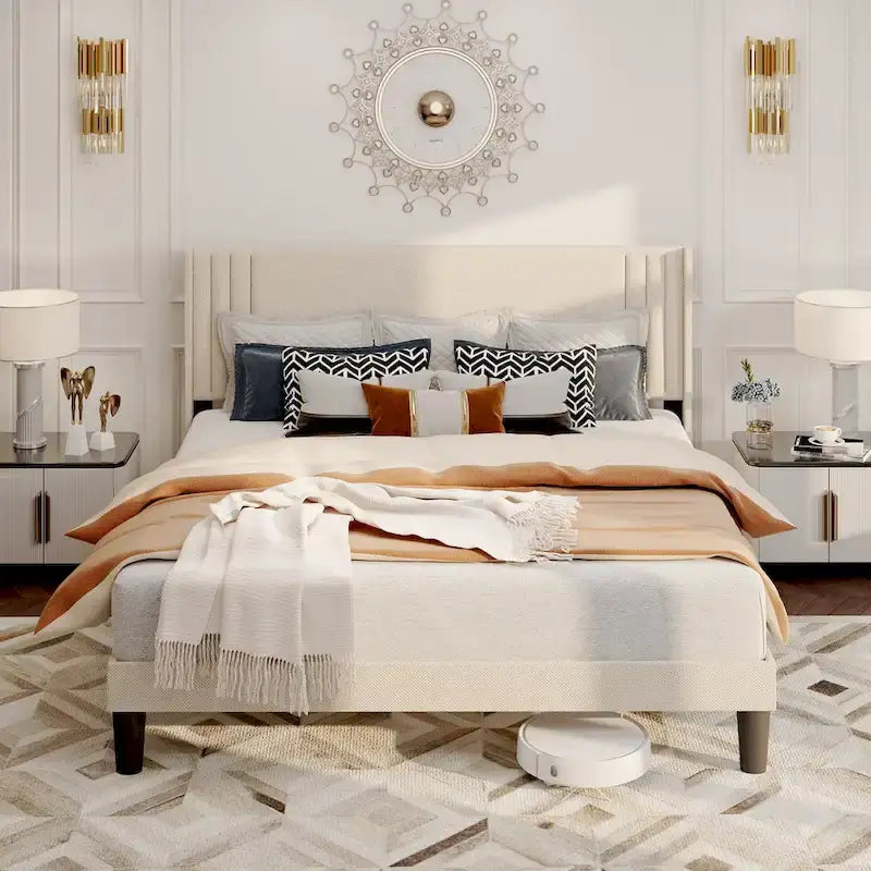 Lit Queen/Full à tête de lit capitonnée avec dossier à oreilles