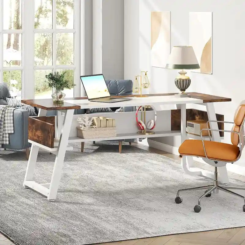 Grand bureau de direction de 63 pouces avec étagères inférieures