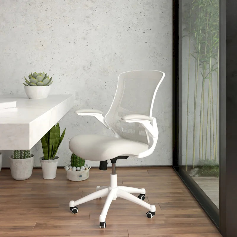 Chaise de bureau ergonomique pivotante en maille à dossier mi-haut avec accoudoirs relevables