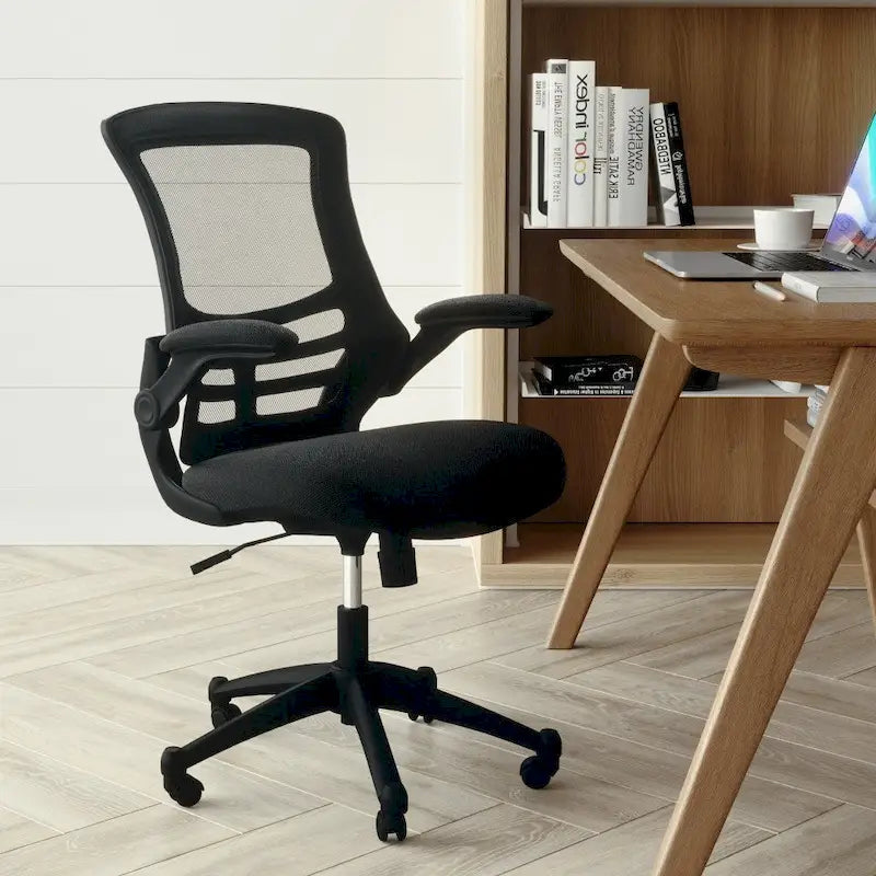 Chaise de bureau ergonomique pivotante en maille à dossier mi-haut avec accoudoirs relevables