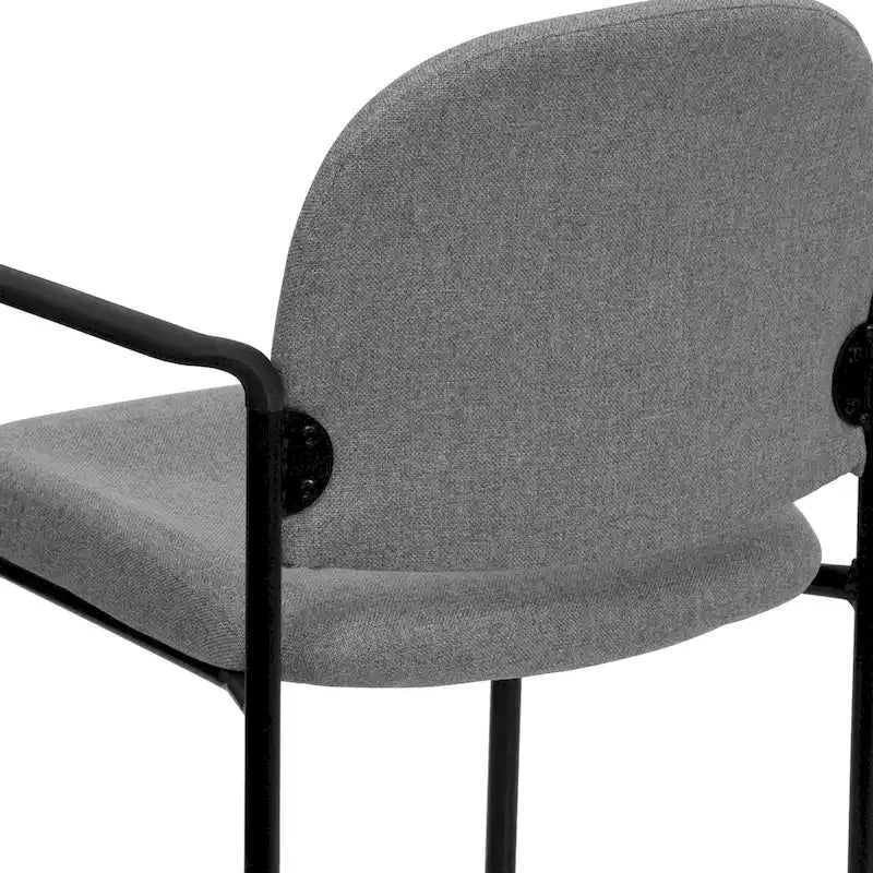 Chaise de réception latérale empilable en acier confortable avec accoudoirs