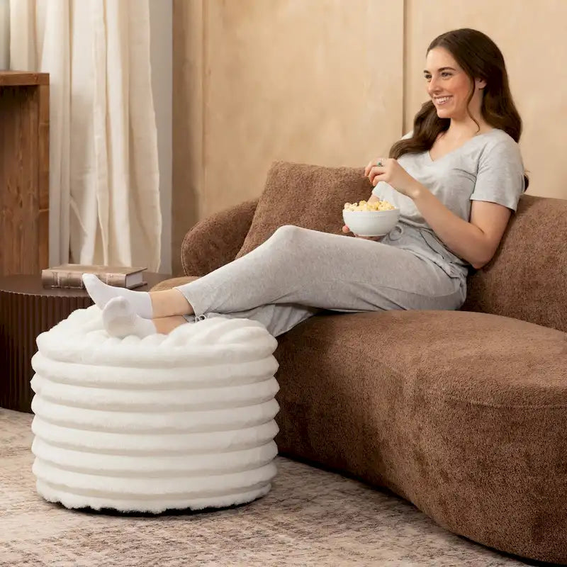 Pouf Jaxx Paran - Ottoman moelleux en fausse fourrure pour un intérieur moderne