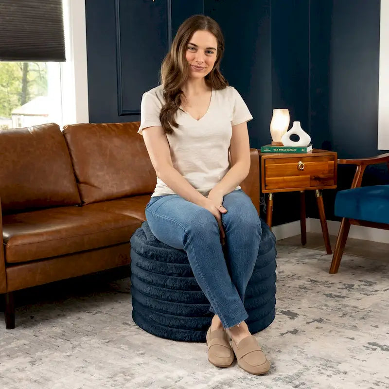 Pouf Jaxx Paran - Ottoman moelleux en fausse fourrure pour un intérieur moderne