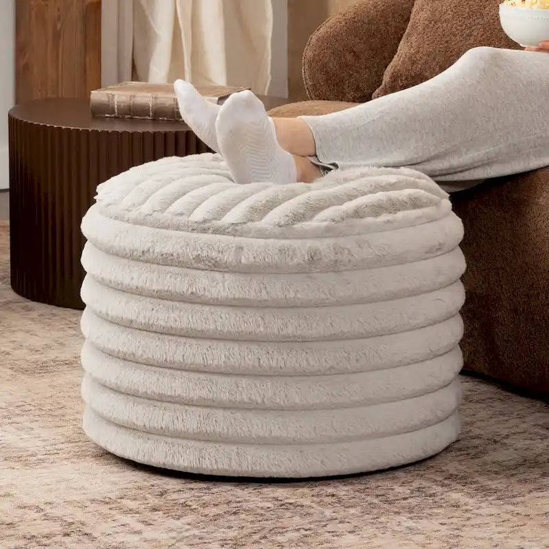 Pouf Jaxx Paran - Ottoman moelleux en fausse fourrure pour un intérieur moderne