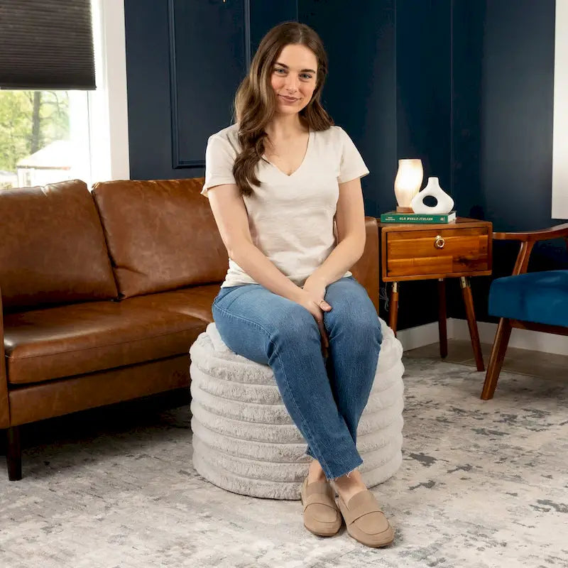 Pouf Jaxx Paran - Ottoman moelleux en fausse fourrure pour un intérieur moderne